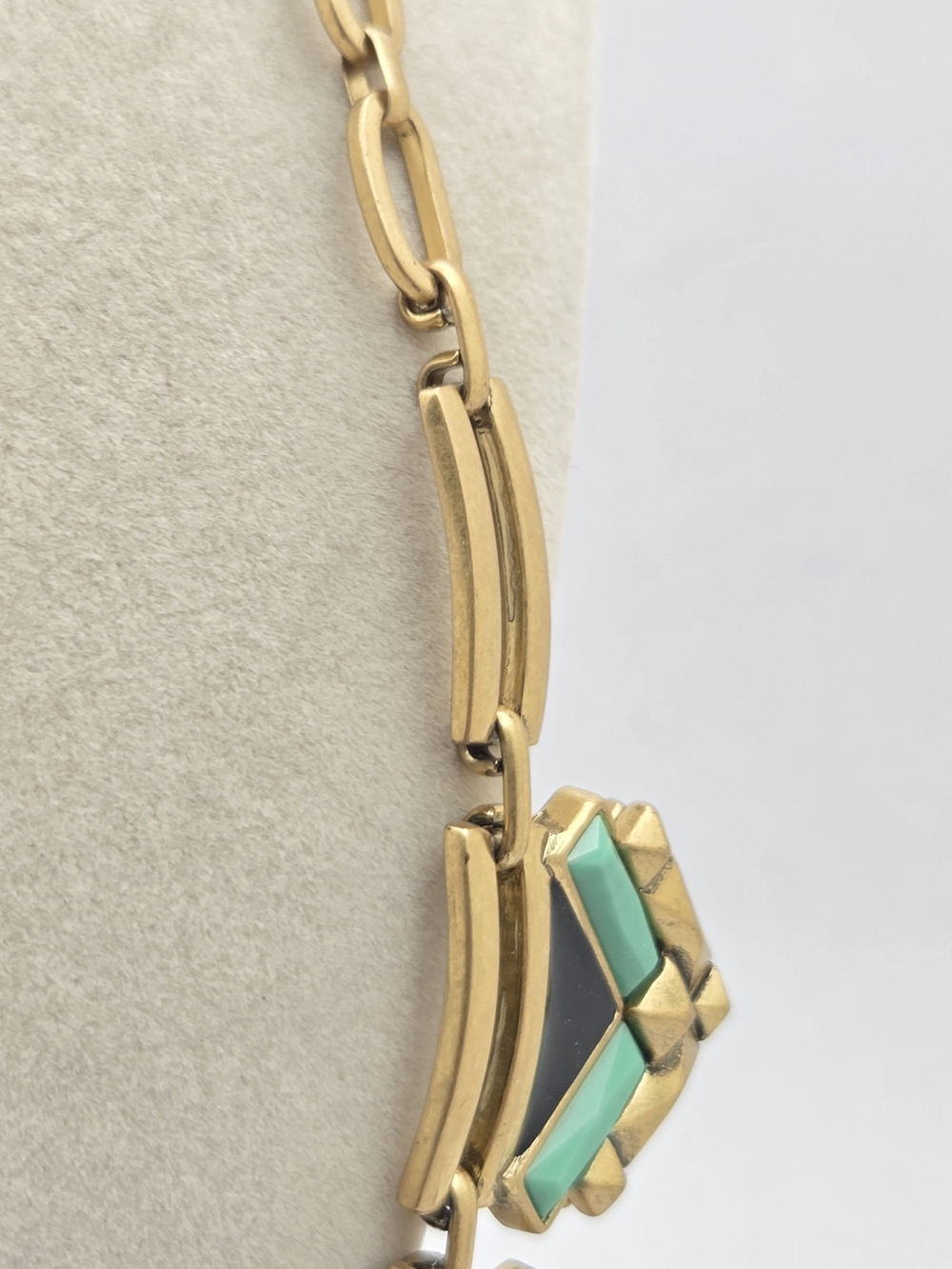Stella & Dot Art Deco Statement Necklace Gold Tone Green Black Geometric 21" - Picture 4 of 16